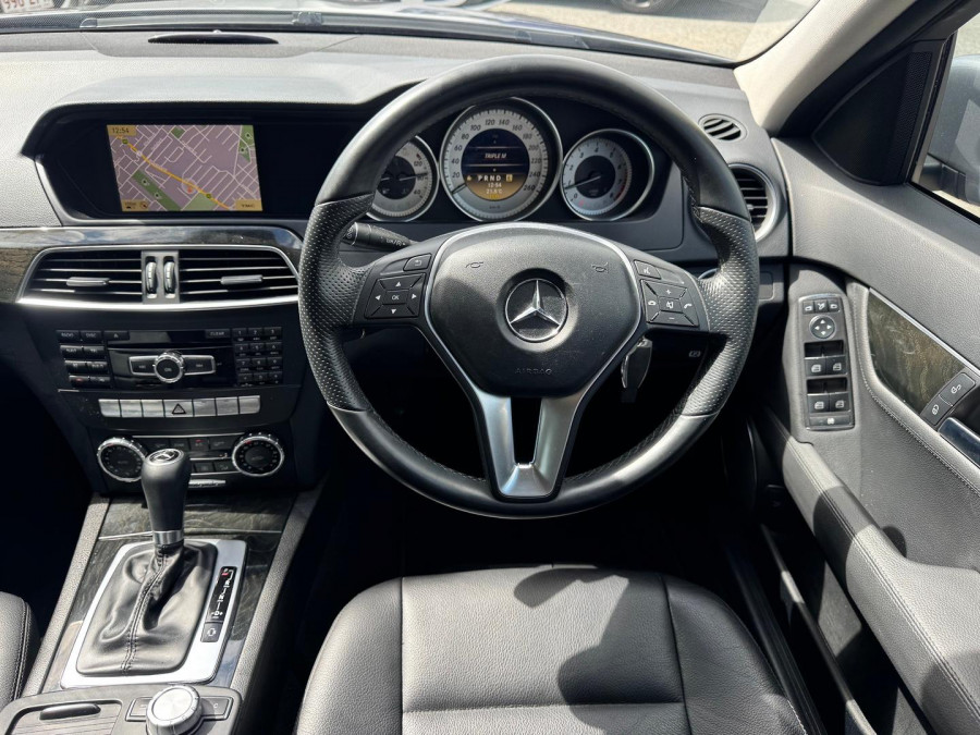 2012 Mercedes-Benz C-Class W204 C250 BlueEFFICIENCY Elegance Sedan Image 29