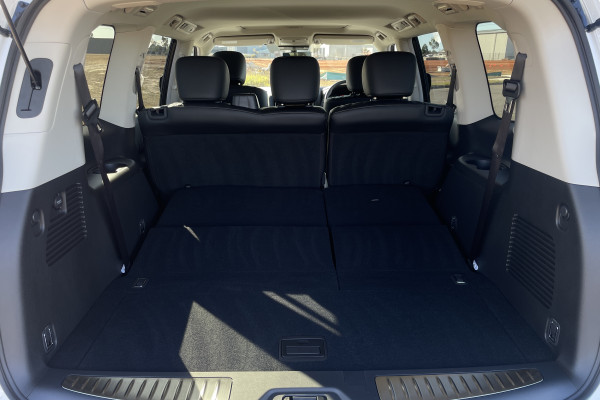 2026 Nissan Patrol Y62 Ti-L SUV Image 9