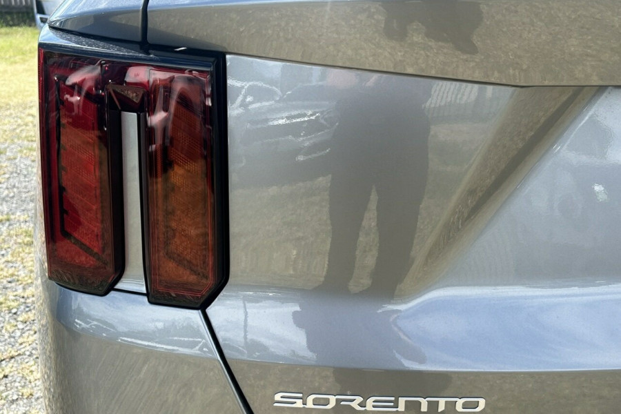 2024 MY25 Kia Sorento MQ4 PE Sport SUV Image 13