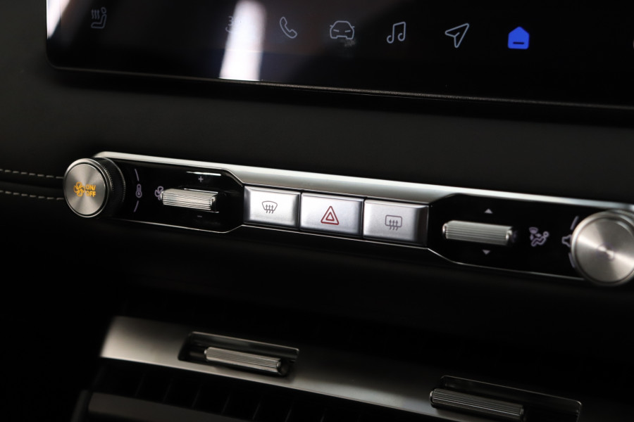 2026 MG MG4 AH4E Essence 64 Hatch Image 12