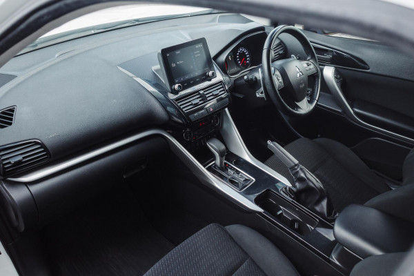 2021 MY22 Mitsubishi Eclipse Cross YB ES SUV Image 15