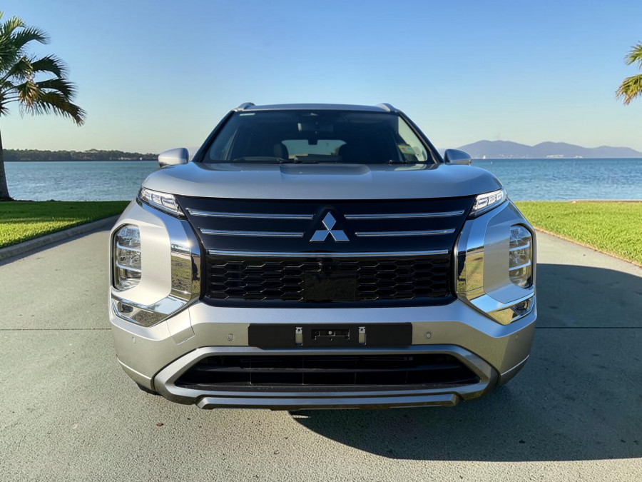 2025 Mitsubishi Outlander ZM Exceed SUV Image 5