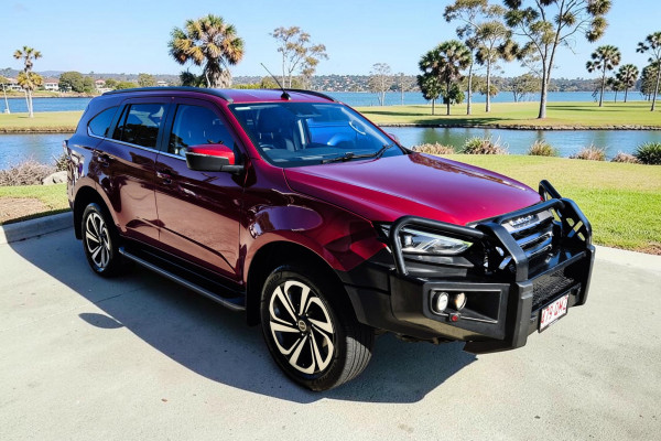 2021 Isuzu MU-X RJ LS-T SUV Image 1