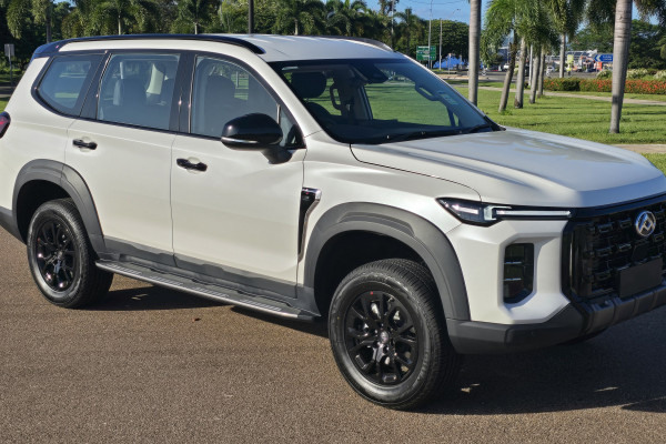 2026 MY25 LDV D90 SV9A Mode SUV Image 1