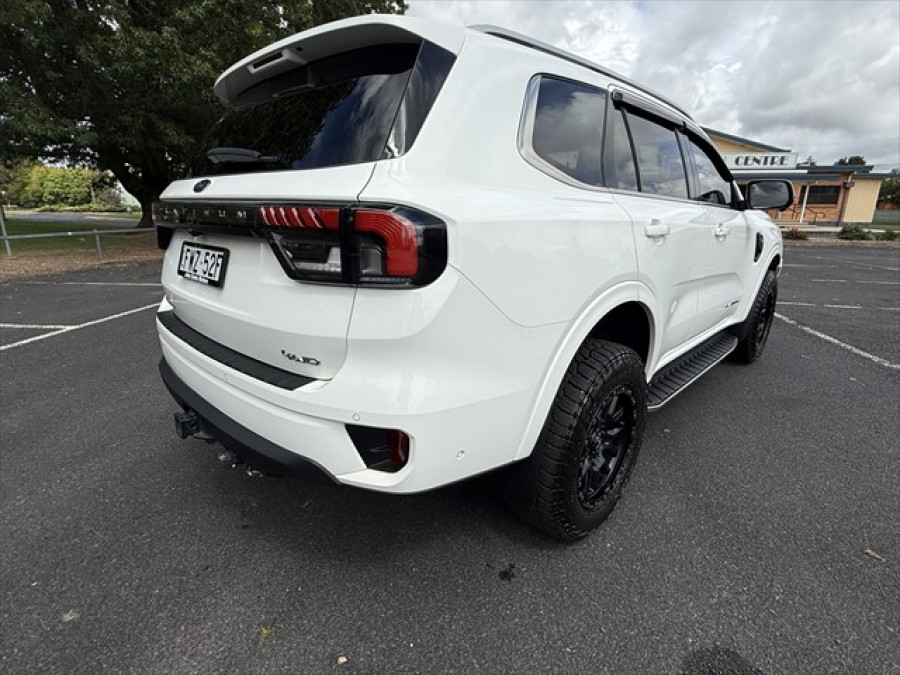 2022 Ford Everest UB Platinum SUV Image 3