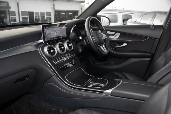 2020 Mercedes-Benz GLC-Class X253 GLC300 e SUV image 8