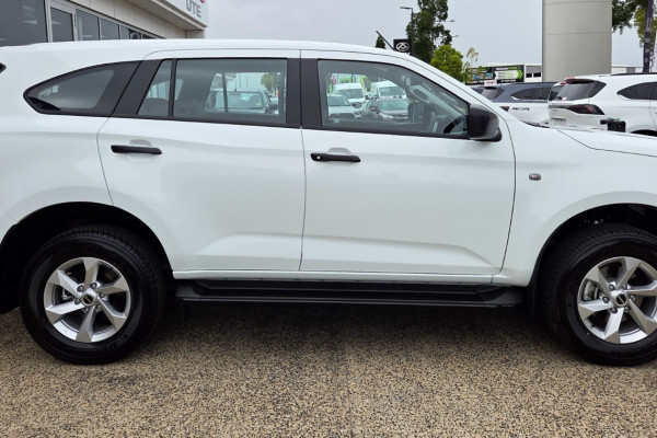 2025 Isuzu MU-X LS-M SUV