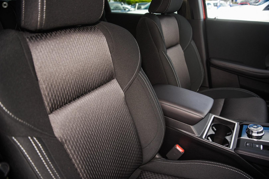 2024 Mitsubishi Outlander ZM LS SUV Image 8