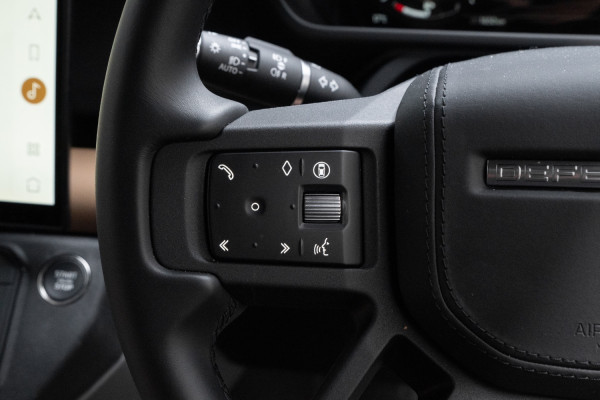 2026 Land Rover Defender L663 110 D350 X-Dynamic HSE SUV image 18