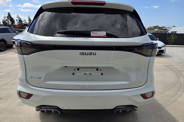 2025 MY25.5 Isuzu MU-X RJ LS-T SUV Image 4