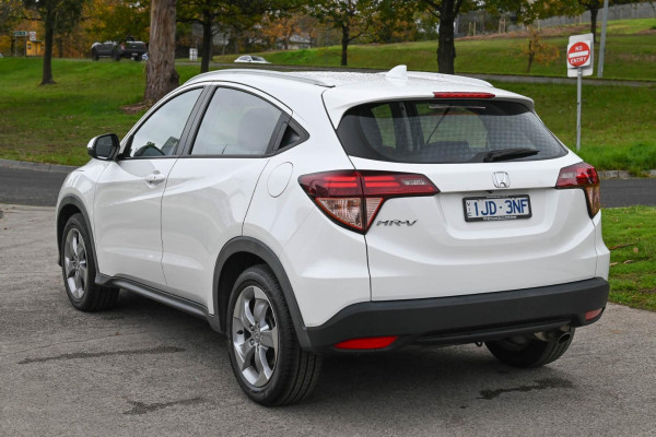 2017 Honda HR-V  VTi-S SUV Image 4