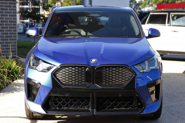 2024 BMW iX2 U10 eDrive20 M Sport SUV image 4