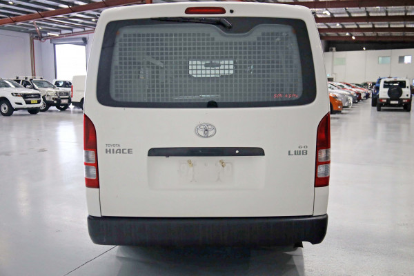2014 Toyota HiAce KDH LWB Van Van Image 3