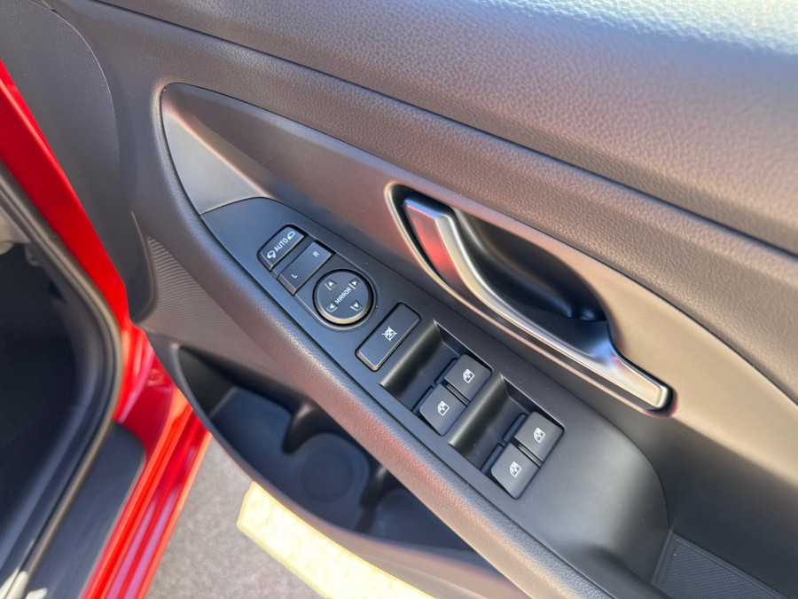 2021 MY22 Hyundai i30 PD.V4 N Line Hatch Image 20