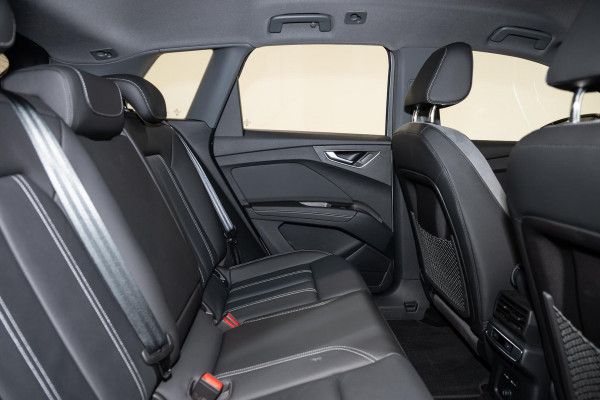 2024 MY25 Audi Q4 e-tron F4 45 SUV image 9
