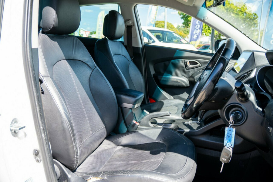 2013 MY14 Hyundai ix35 Series II SE SUV Image 17