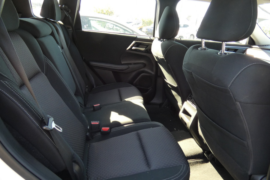2022 Mitsubishi Outlander ZM MY23 ES 7 SEAT 2WD SUV Image 9
