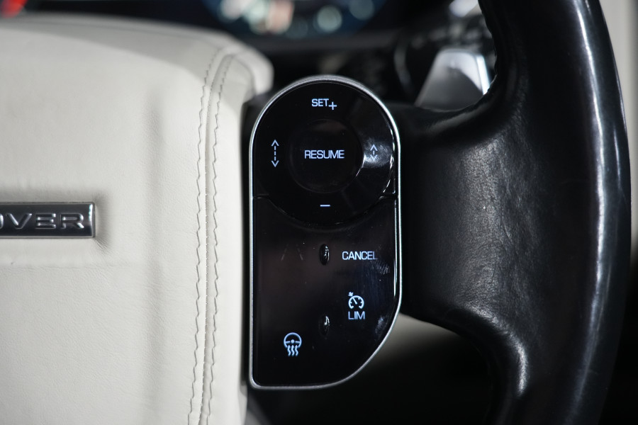 2014 Land Rover Range Rover Autobiography SUV Image 26