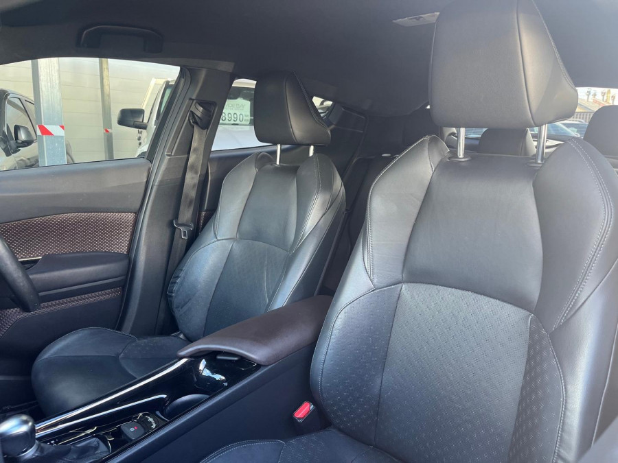 2019 Toyota C-HR NGX10R Koba SUV Image 11