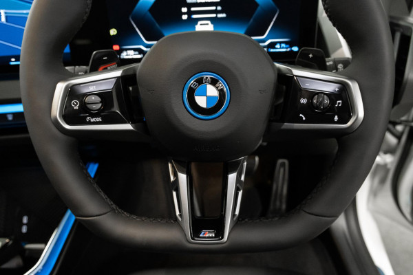 2026 BMW X3 G45 30e xDrive SUV image 11