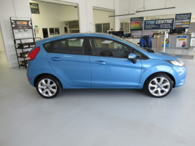 2009 Ford Fiesta WS CL Hatchback Image 5