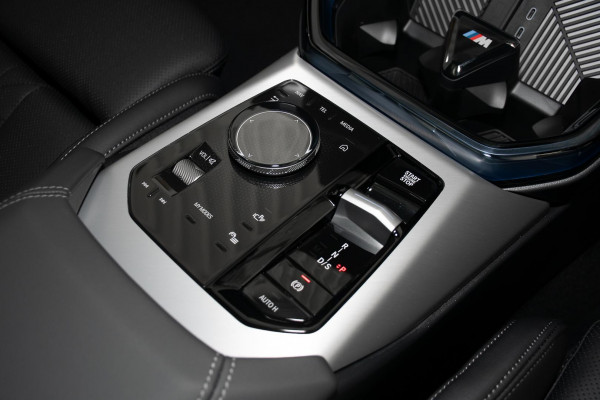 2026 BMW X3 G45 30e xDrive SUV image 13