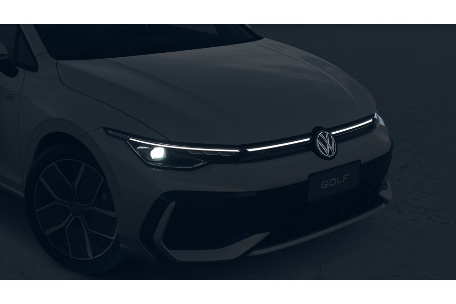 2025 Volkswagen Golf 8.5 110TSI R-Line Hatch Image 11