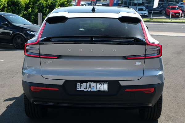 2023 Volvo C40 XK Recharge Pure Electric SUV Image 5