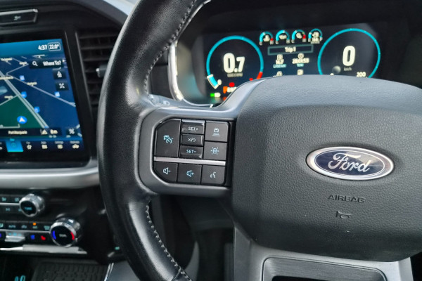 2023 Ford F-150  Lariat Dual Cab Image 22