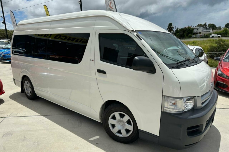 2006 hiace best sale van for sale