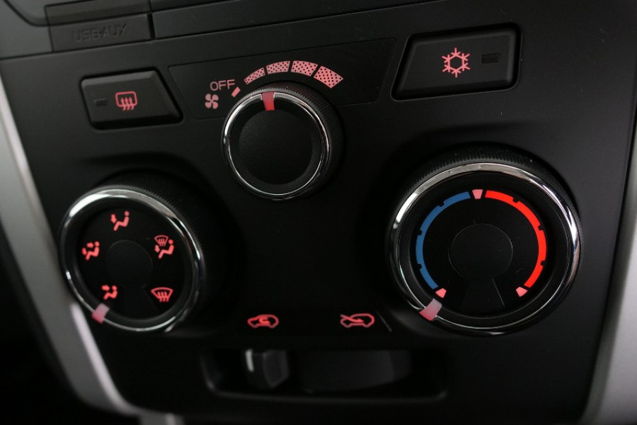 2019 Isuzu UTE D-MAX LS-M Crew Cab Ute 4x4 Utility Image 8