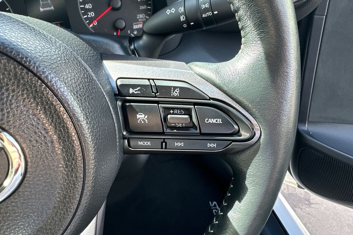 2021 Toyota Yaris GXPA16R GR Hatch Image 13