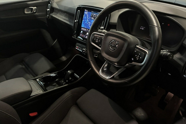 2023 MY24 Volvo XC40 XZ Recharge Pure Electric SUV Image 16