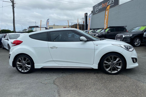2016 Hyundai Veloster FS4 Series II SR Turbo Hatch Image 4