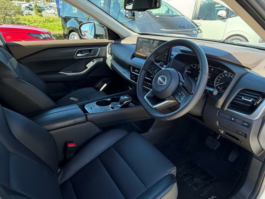 2025 Nissan X-Trail T33 ST-L SUV Image 11