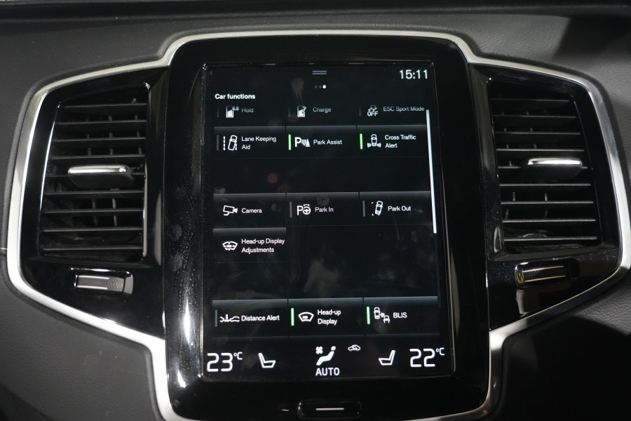 2021 Volvo XC90 L Series T8 Recharge SUV Image 24