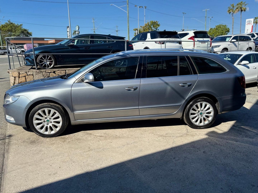 2013 Skoda Superb 3T Elegance 125TDI Wagon Image 8