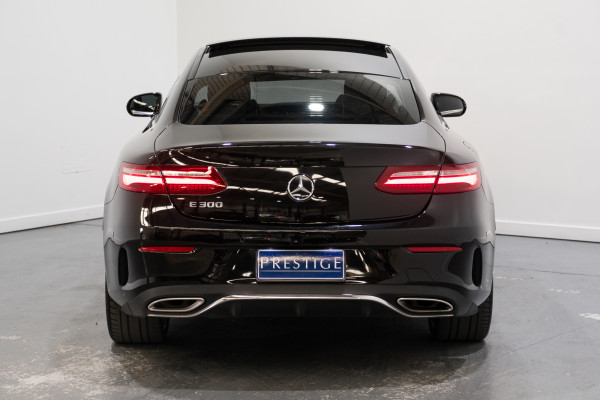 2018 Mercedes-Benz E-Class E300 Coupe image 10