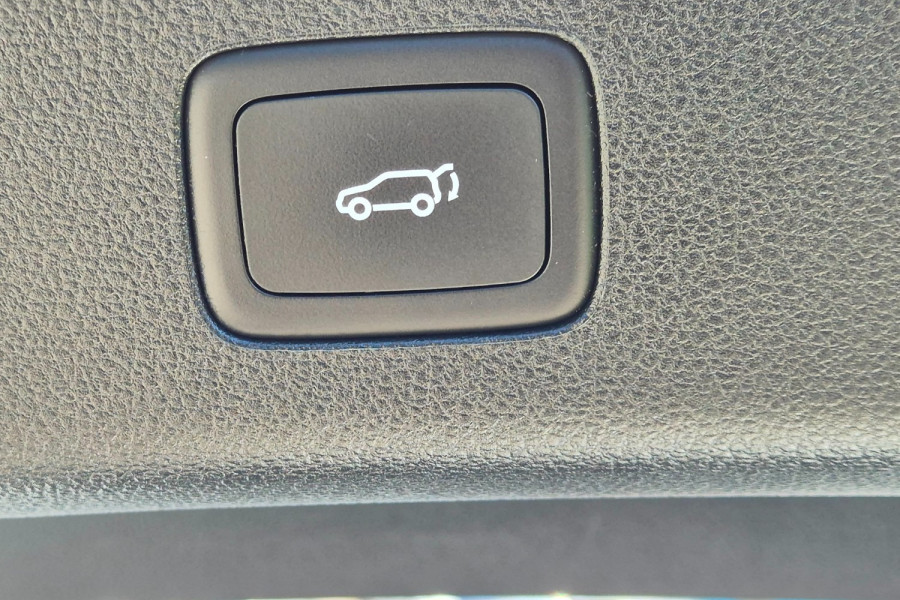 2023 MG HS SAS23 Essence SUV Image 13
