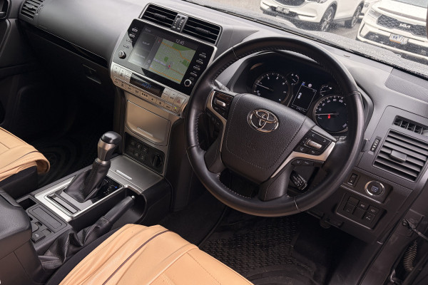 2021 Toyota LandCruiser Prado GDJ150R GXL SUV Image 5