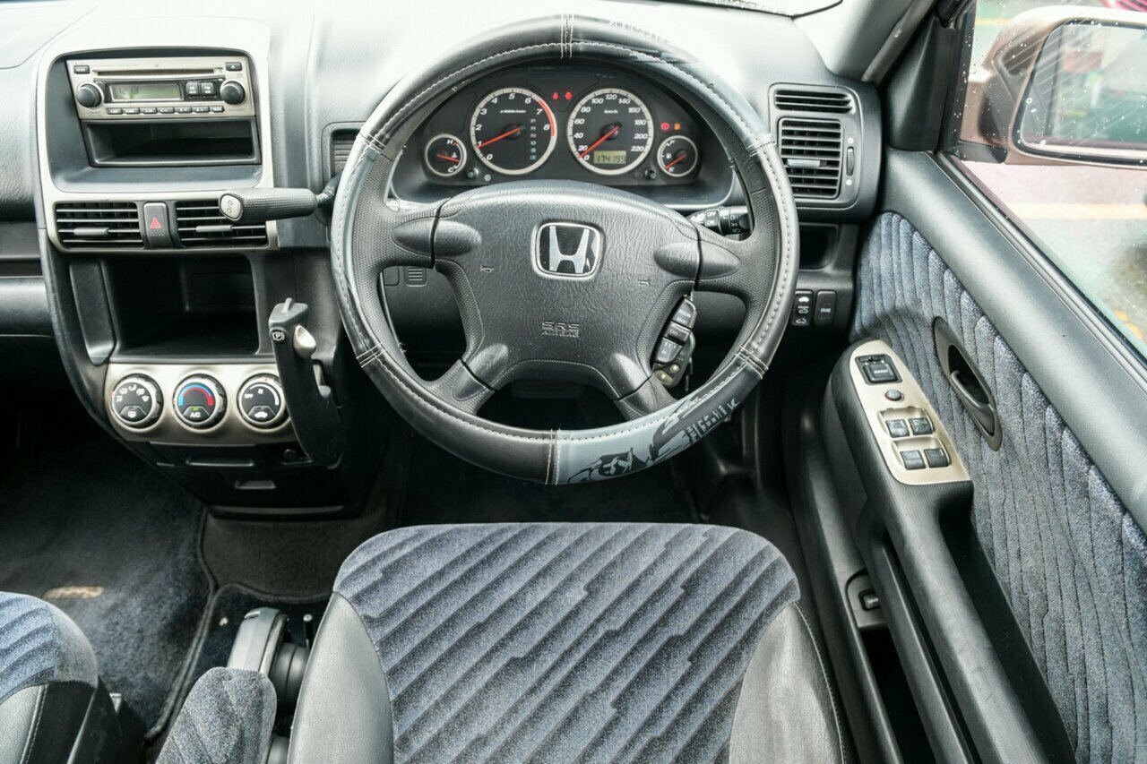 2004 Honda CR-V RD MY2004 4WD Wagon Image 10