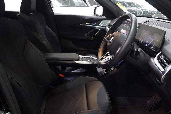 2025 BMW X2 U10 xDrive20i M Sport SUV image 12