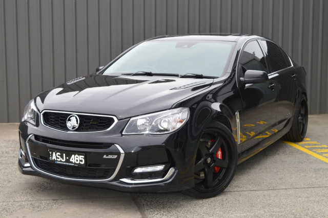 2016 Holden Commodore SS V Redline 24 of 31
