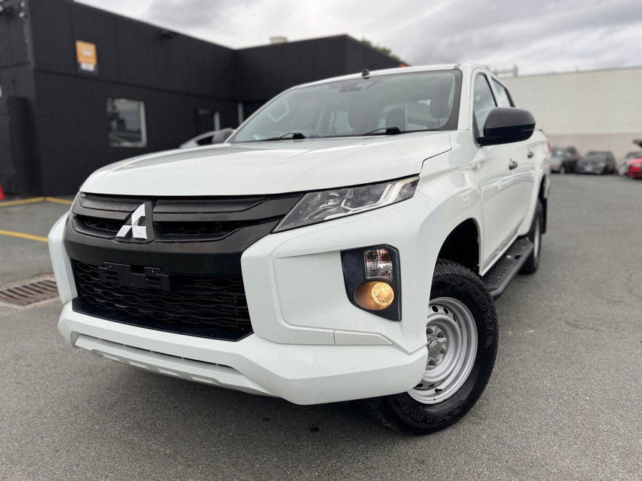2020 Mitsubishi Triton MR GLX ADAS Ute Image 2