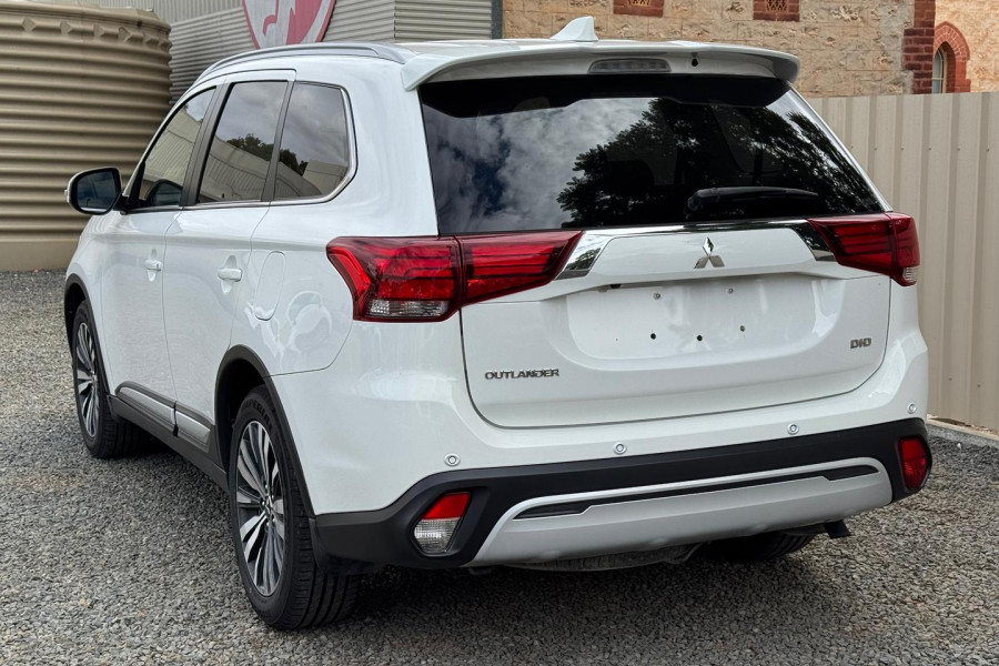 2020 MY21 Mitsubishi Outlander ZL LS SUV Image 8