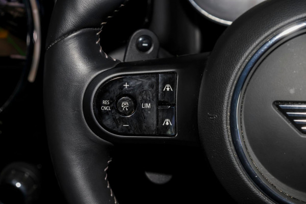 2023 MINI Countryman F60 LCI JCW Classic SUV image 11