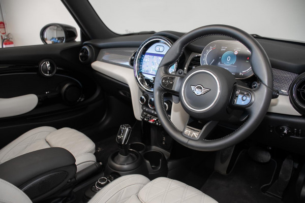 2023 MINI Cooper F57 LCI-2 Cooper S MINI Yours Convertible image 6