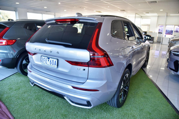 2025 MY26 Volvo XC60 UZ Ultra B5 Dark SUV Image 2