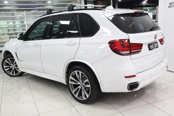 2015 BMW X5 F15 xDrive30d SUV image 3