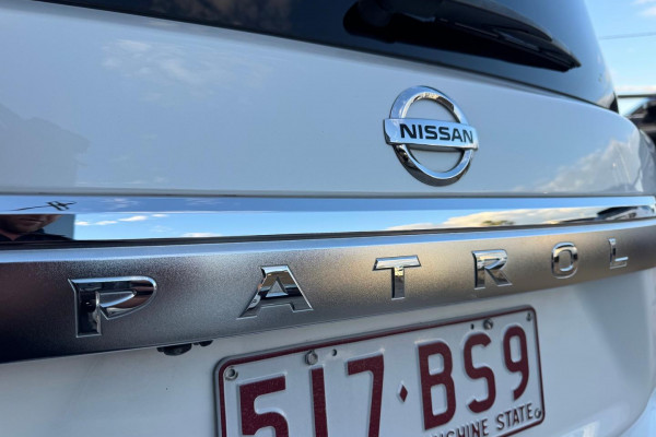 2021 Nissan Patrol Y62 Ti SUV Image 12